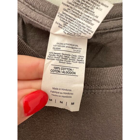 Cathead Distillery Tee T-Shirt Medium Gildan Gray White Liquor Brand Bar Swag - Picture 3 of 5